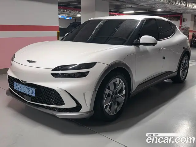 Genesis GV60, 2023, 62 048 км