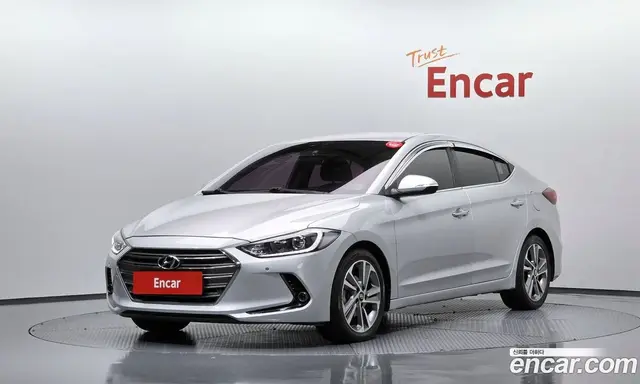 Hyundai Avante, 2015, 197 533 км
