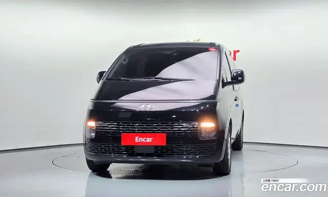 Hyundai Staria 2024 2.2 АКПП, миниатюра 3