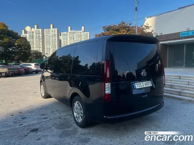 Hyundai Staria 2024 2.2 АКПП, миниатюра 2 Hyundai Staria 2024 2.2 АКПП, миниатюра 2