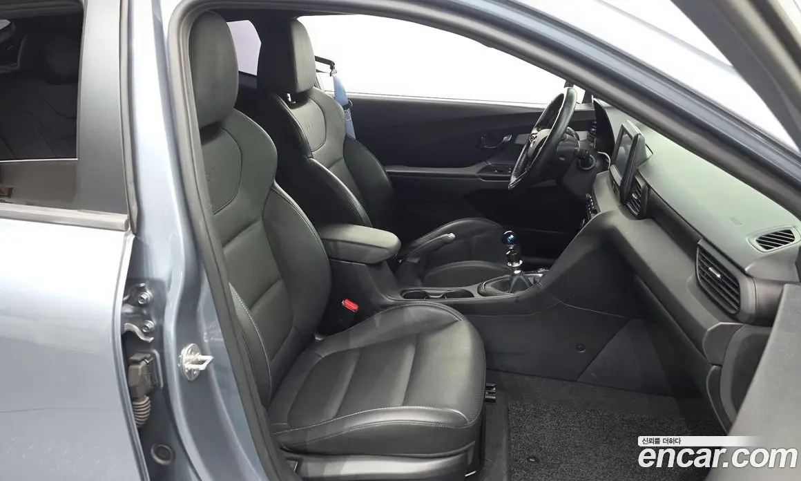 Hyundai Veloster 2019 2.0 МКПП, фото 15