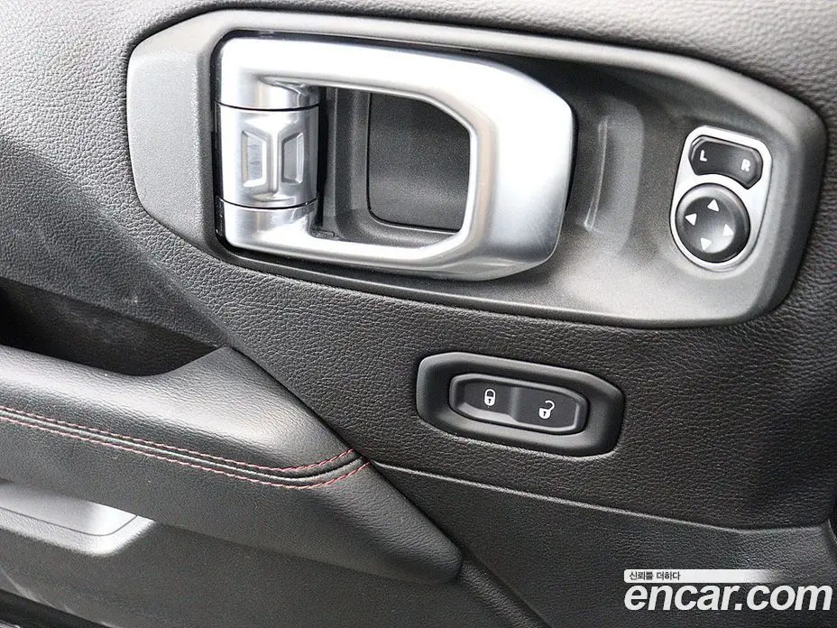 Jeep Wrangler 2019 2.0 АКПП, фото 13
