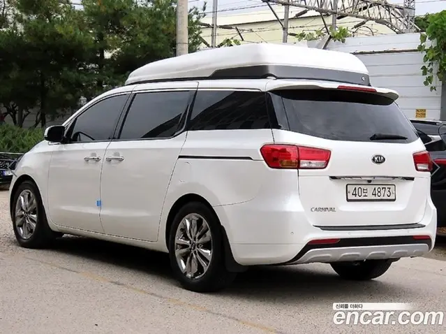 Kia Carnival 2014 2.2 АКПП, миниатюра 3