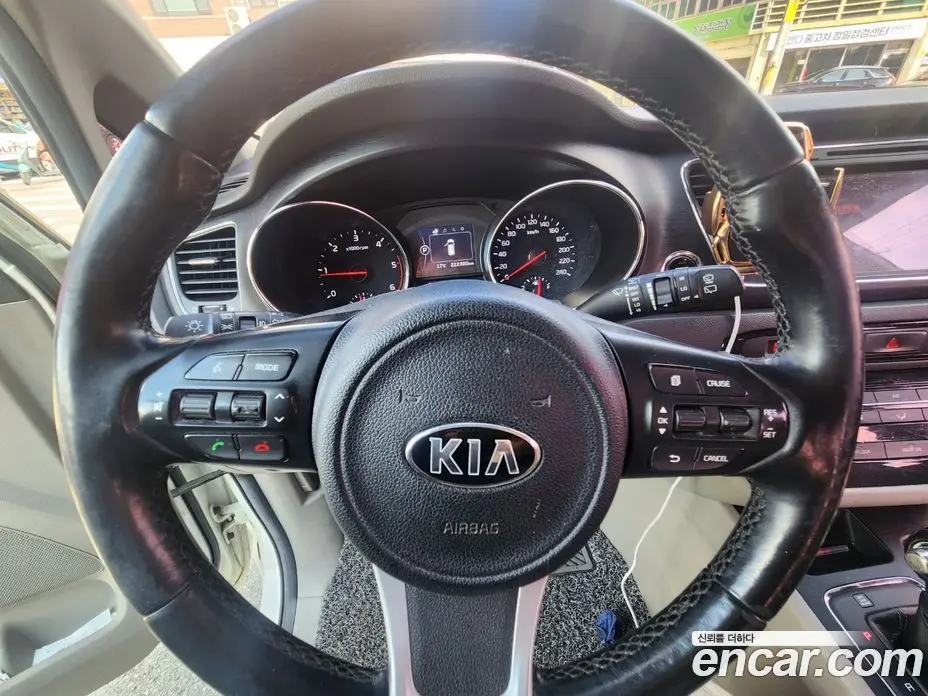 Kia Carnival 2015 2.2 АКПП, фото 14 Kia Carnival 2015 2.2 АКПП, фото 14