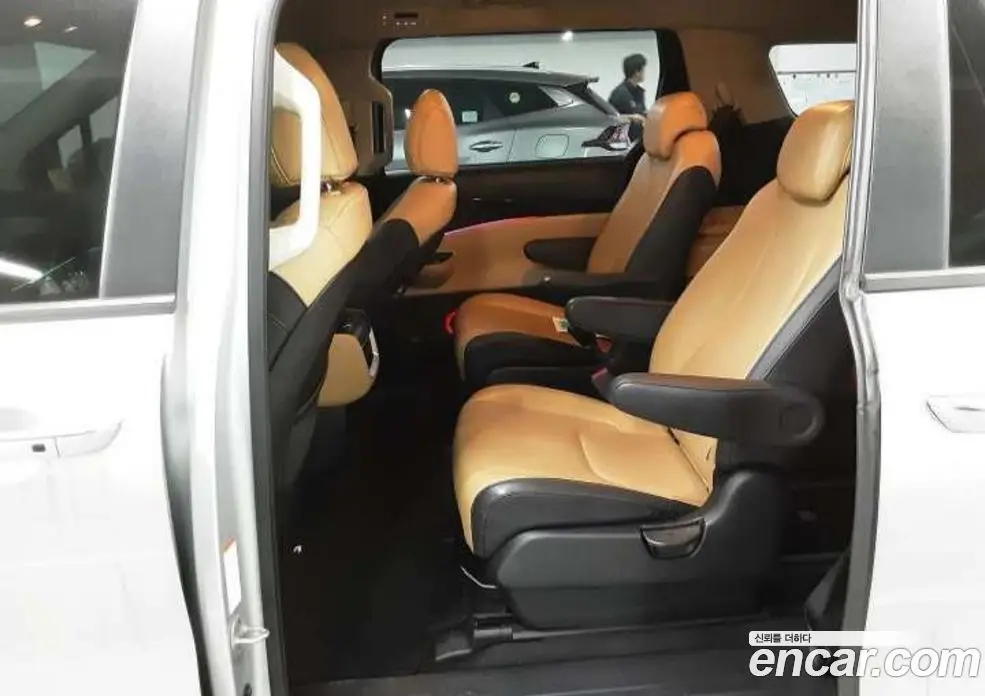 Kia Carnival 2022 2.2 АКПП, фото 6