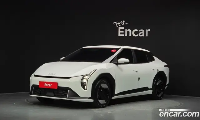 Kia EV4, 2025, 62 172 км