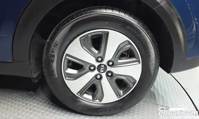 Kia Niro 2017 1.6 АКПП, миниатюра 7