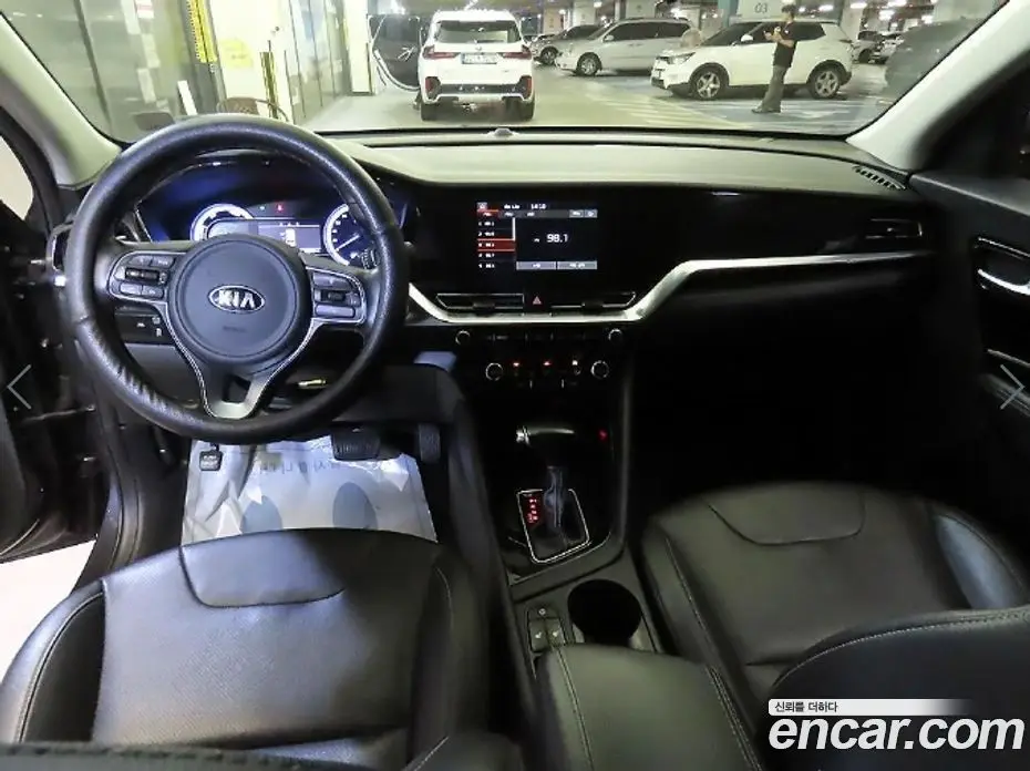Kia Niro 2019 1.6 АКПП, фото 10