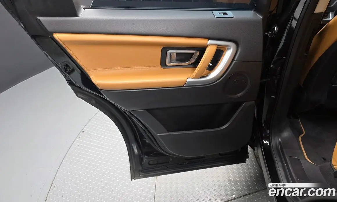 Land Rover Discovery Sport 2018 2.0 АКПП, фото 15