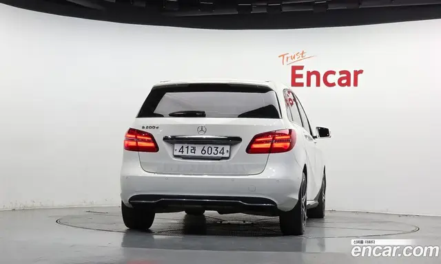 Mercedes-Benz B-Class 2017 2.1 АКПП, миниатюра 4