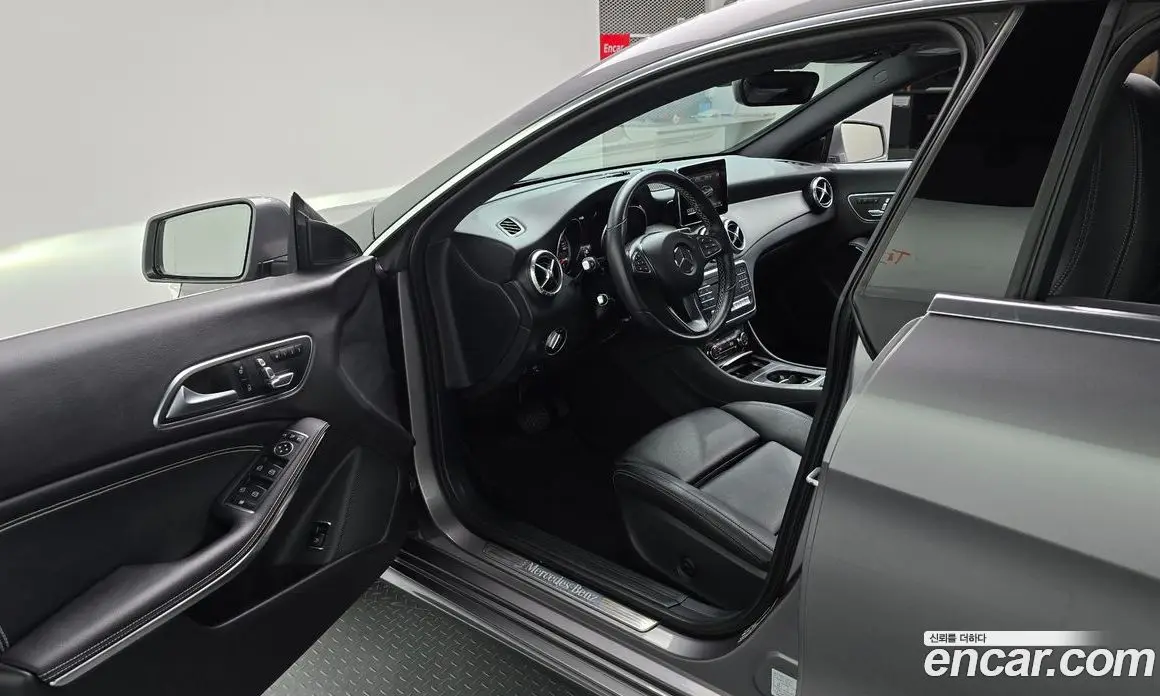 Mercedes-Benz CLA-Class 2017 2.0 АКПП, фото 12 Mercedes-Benz CLA-Class 2017 2.0 АКПП, фото 12