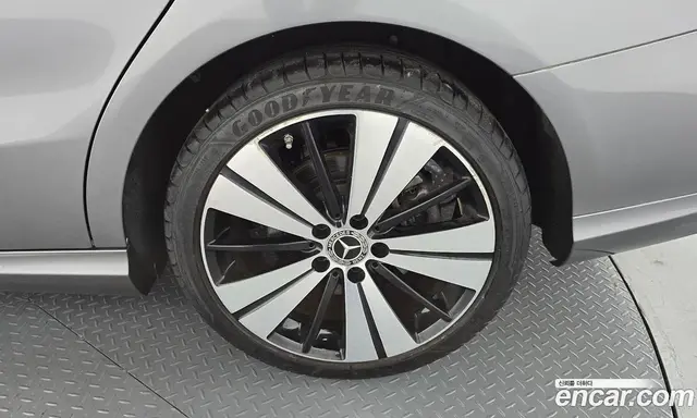 Mercedes-Benz CLA-Class 2017 2.0 АКПП, миниатюра 6 Mercedes-Benz CLA-Class 2017 2.0 АКПП, миниатюра 6
