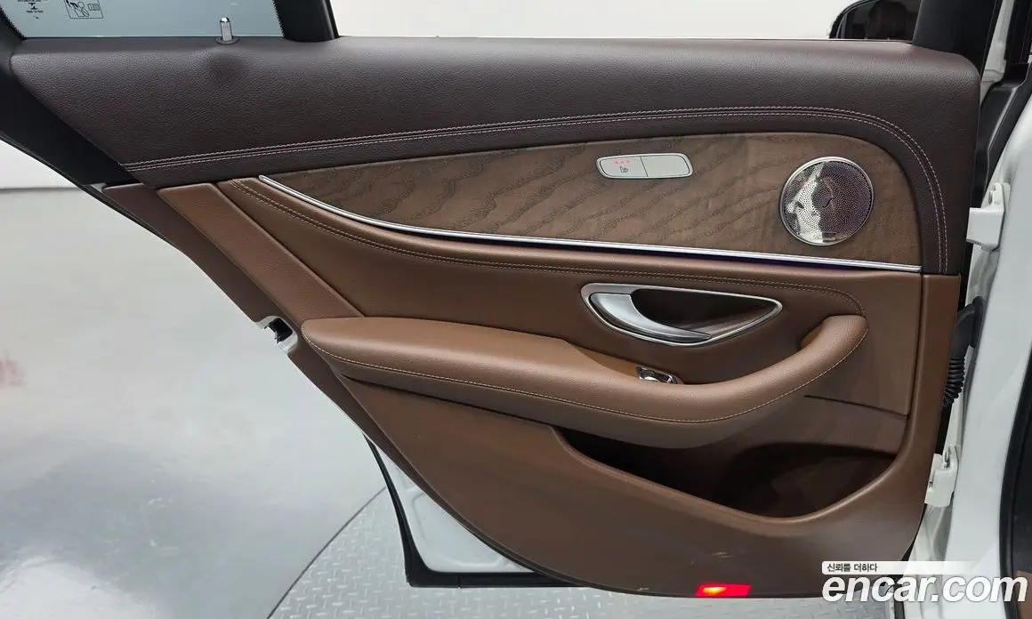 Mercedes-Benz E-Class 2019 1.9 АКПП, фото 15