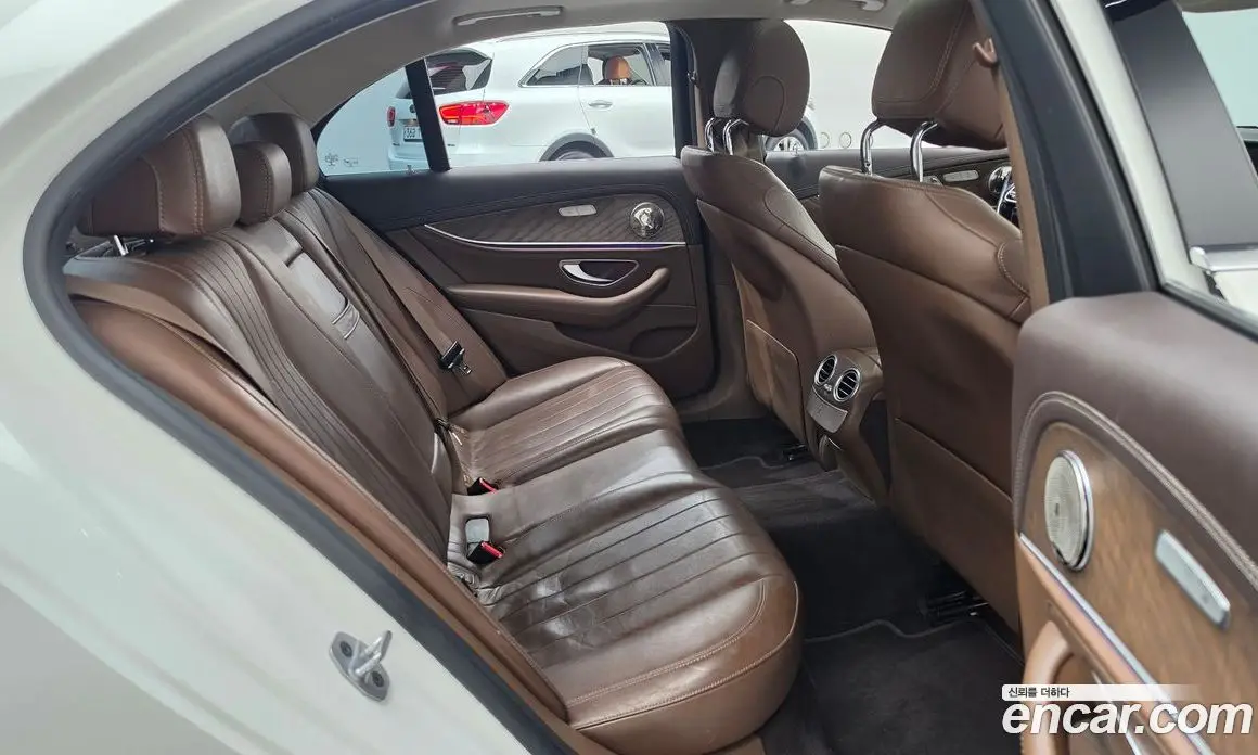 Mercedes-Benz E-Class 2019 1.9 АКПП, фото 17