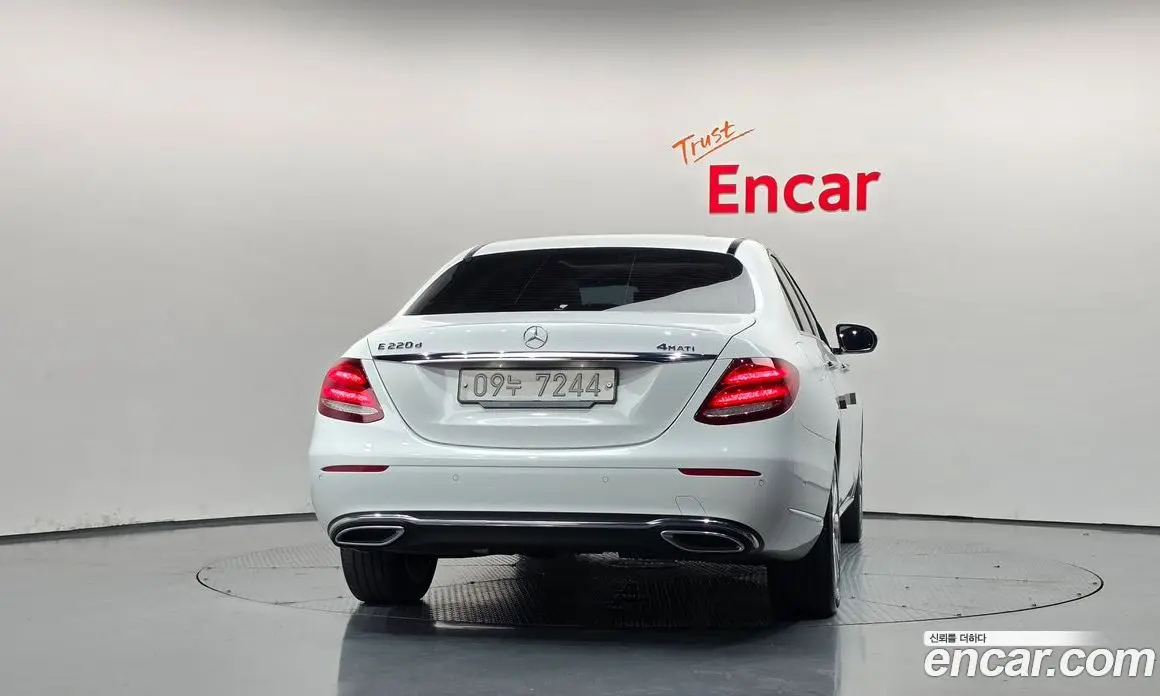 Mercedes-Benz E-Class 2019 1.9 АКПП, фото 4