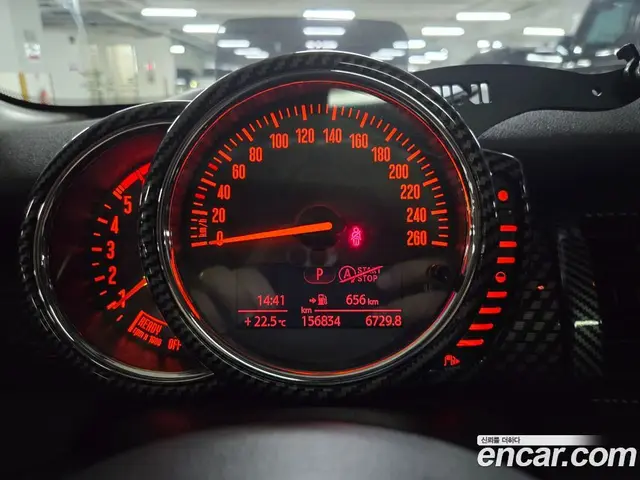 Mini Cooper 2017 2.0 АКПП, миниатюра 5
