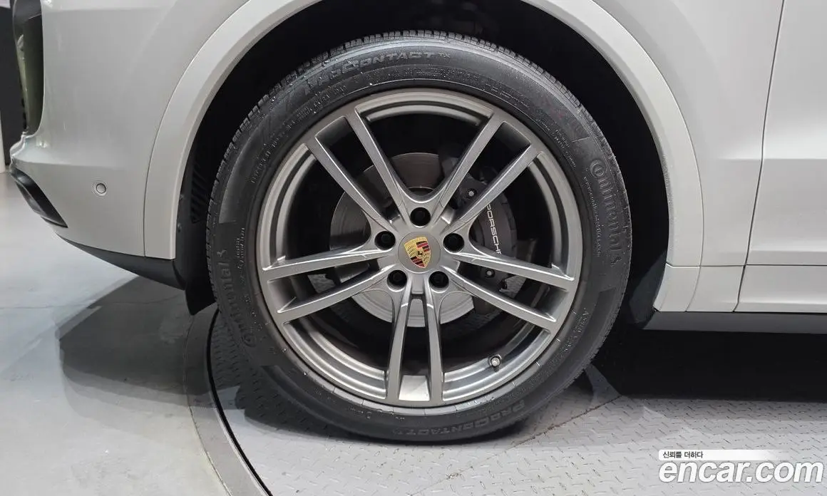 Porsche Cayenne 2023 3.0 АКПП, фото 5