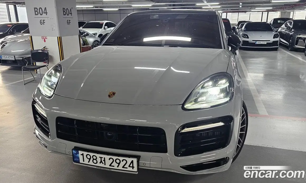 Porsche Cayenne 2023 3.0 АКПП, фото 1 Porsche Cayenne 2023 3.0 АКПП, фото 1