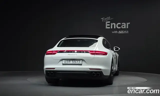 Porsche Panamera 2018 3.0 АКПП, миниатюра 3