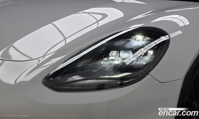 Porsche Panamera 2018 3.0 АКПП, миниатюра 7