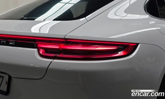 Porsche Panamera 2018 3.0 АКПП, миниатюра 8