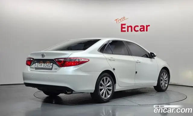 Toyota Camry 2016 2.5 АКПП, миниатюра 2