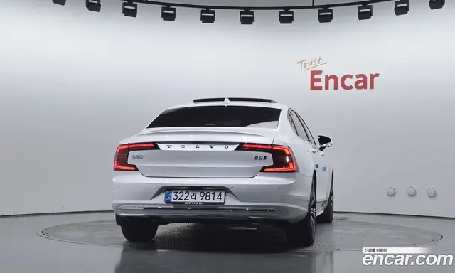 Volvo S90 2024 2.0 АКПП, миниатюра 4