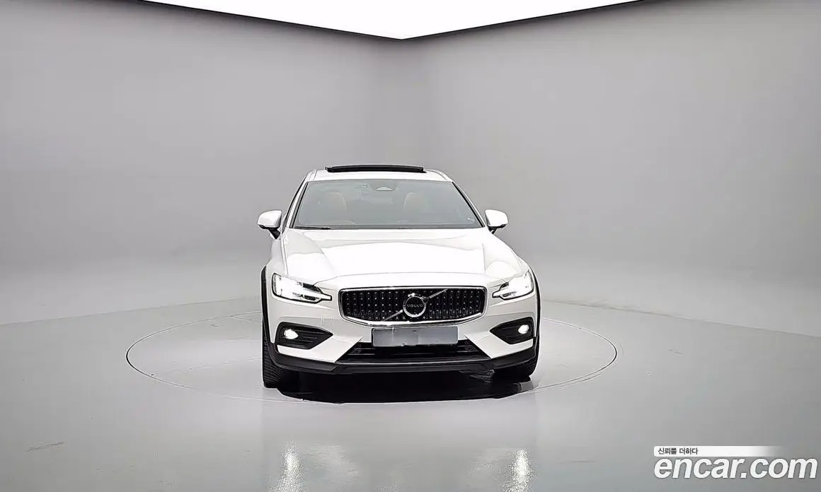 Volvo V60 2024 2.0 АКПП, фото 3