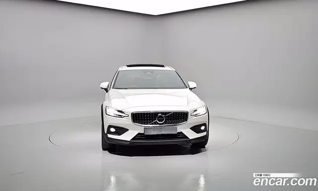 Volvo V60 2024 2.0 АКПП, миниатюра 3