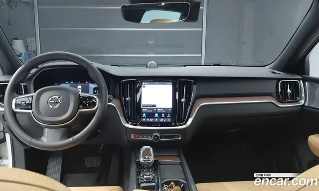 Volvo V60 2024 2.0 АКПП, миниатюра 7