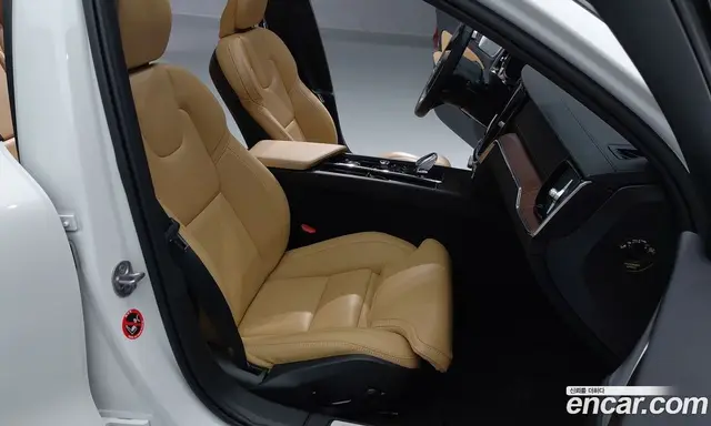 Volvo V60 2024 2.0 АКПП, миниатюра 10