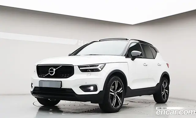 Volvo XC40, 2021, 70 104 км