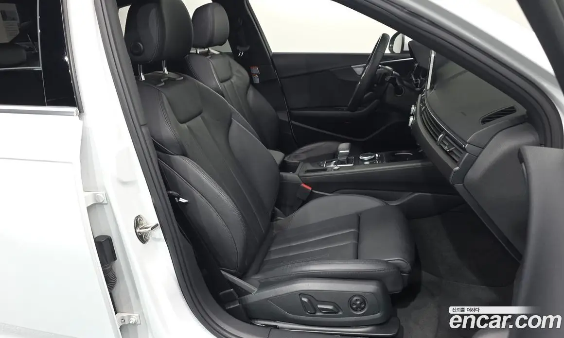 Audi A4 2019 2.0 АКПП, фото 16