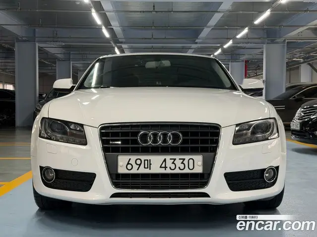 Audi A5 2011 2.0 АКПП, миниатюра 3