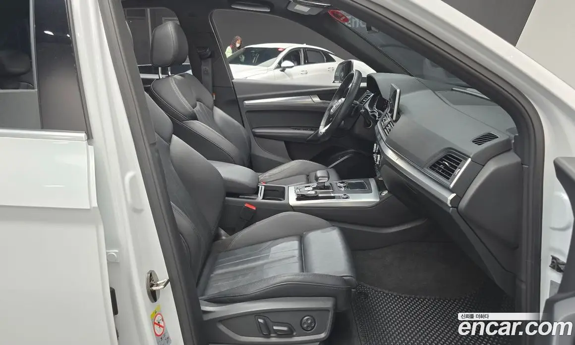 Audi Q5 2020 2.0 АКПП, фото 16