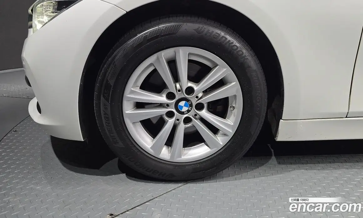 BMW 3 серия 2016 2.0 АКПП, фото 5