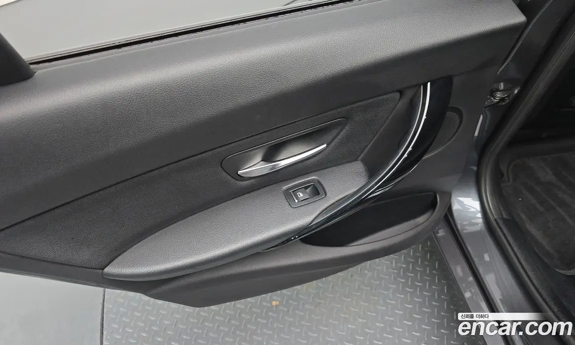 BMW 3 серия 2017 2.0 АКПП, фото 14