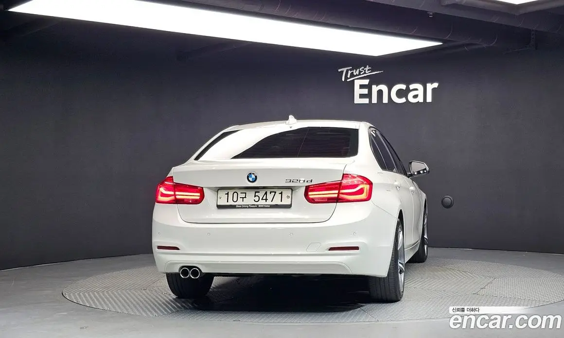 BMW 3 серия 2018 2.0 АКПП, фото 4