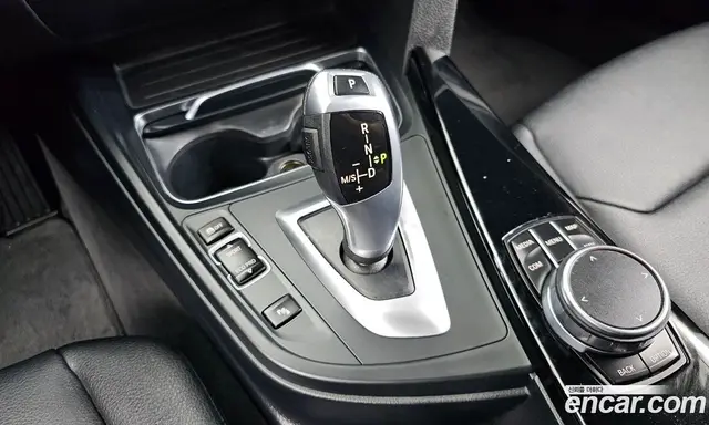 BMW 3 серия 2018 2.0 АКПП, миниатюра 9