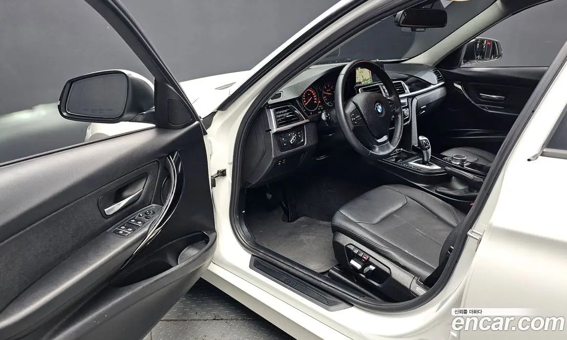 BMW 3 серия 2018 2.0 АКПП, фото 10