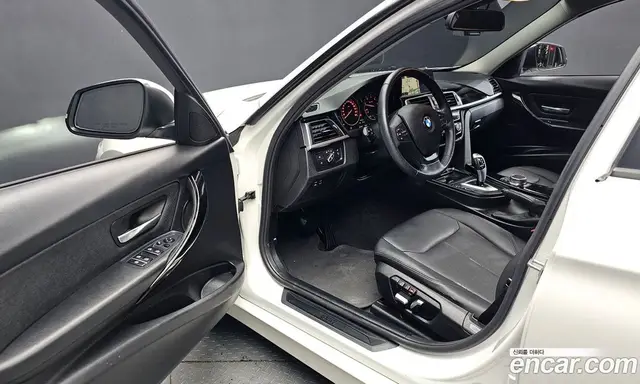 BMW 3 серия 2018 2.0 АКПП, миниатюра 10