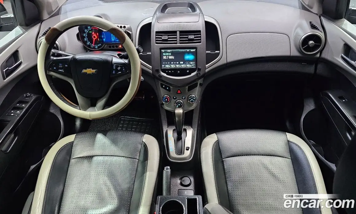 Chevrolet Aveo 2016 1.4 АКПП, фото 10