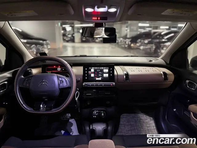 Citroen C4 Cactus 2017 1.6 АКПП, миниатюра 7 Citroen C4 Cactus 2017 1.6 АКПП, миниатюра 7