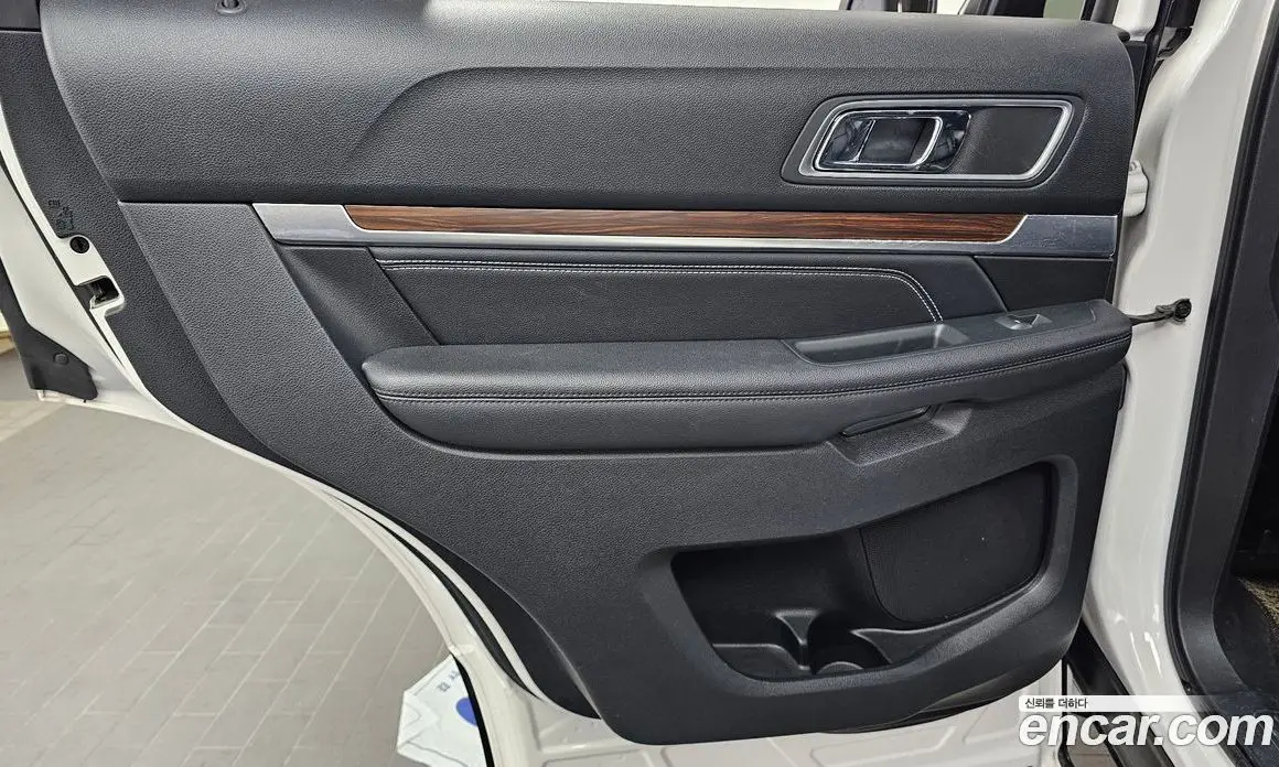 Ford Explorer 2018 2.3 АКПП, фото 15