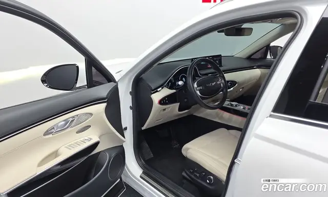 Genesis GV70 2023 2.5 АКПП, миниатюра 12