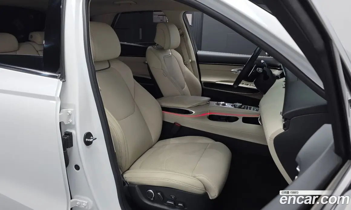 Genesis GV70 2023 2.5 АКПП, фото 15