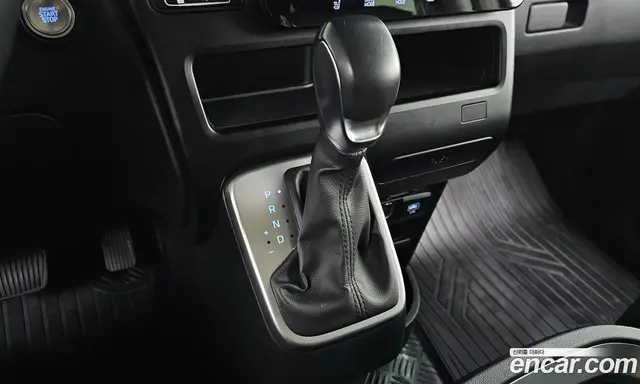 Hyundai Staria 2024 1.6 АКПП, миниатюра 9