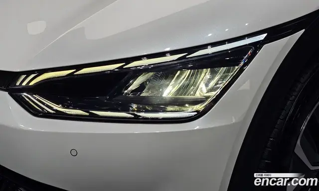 Kia EV6 2023 АКПП, миниатюра 8 Kia EV6 2023 АКПП, миниатюра 8