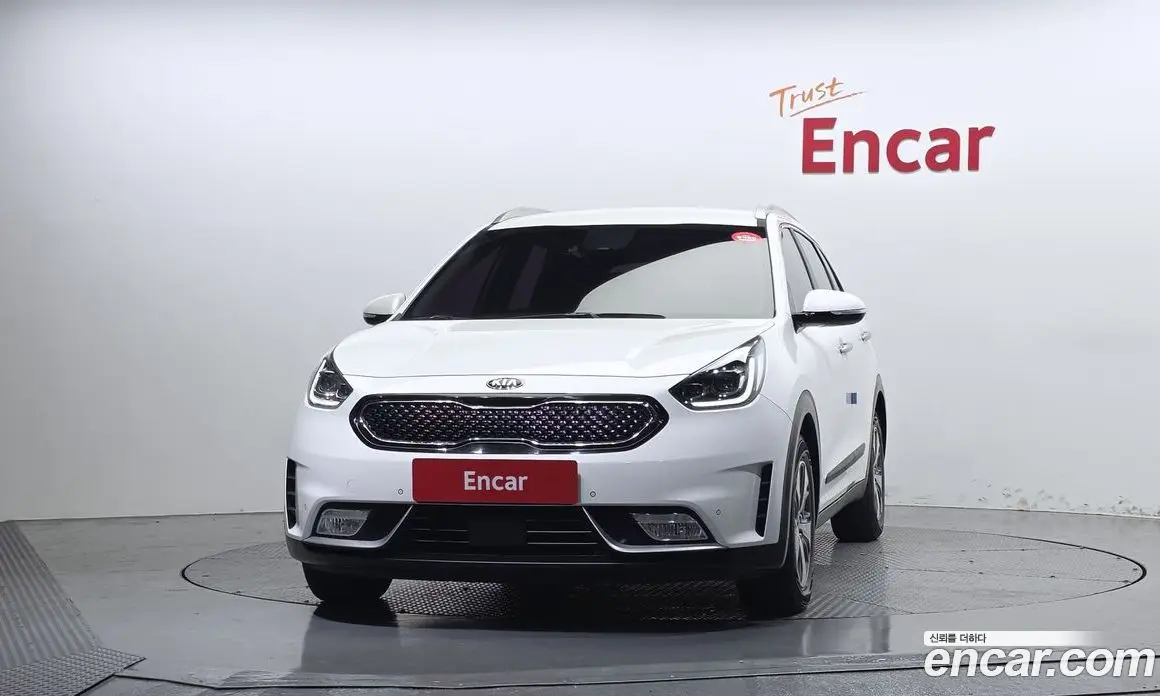 Kia Niro 2018 1.6 АКПП, фото 3