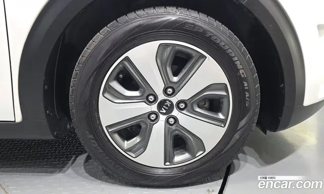 Kia Niro 2018 1.6 АКПП, миниатюра 7